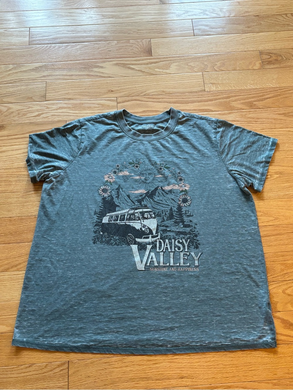 Maurices Blue Heather Graphic Tee - Daisy Valley Van Print